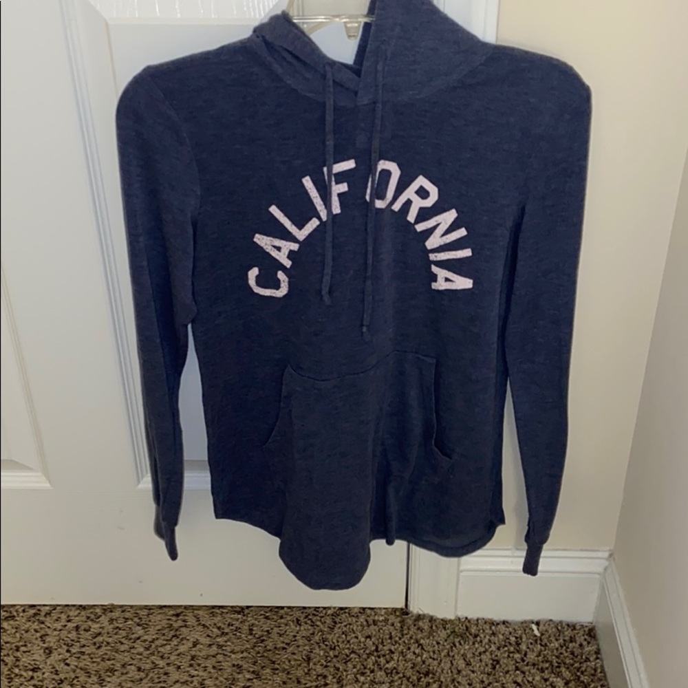 sweatshirt
